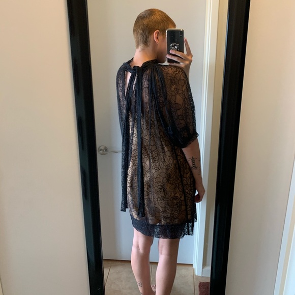 BCBG lace dress. - Picture 2 of 4